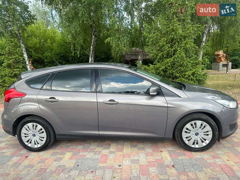 Хетчбек Ford Focus 2016 в Миргороді