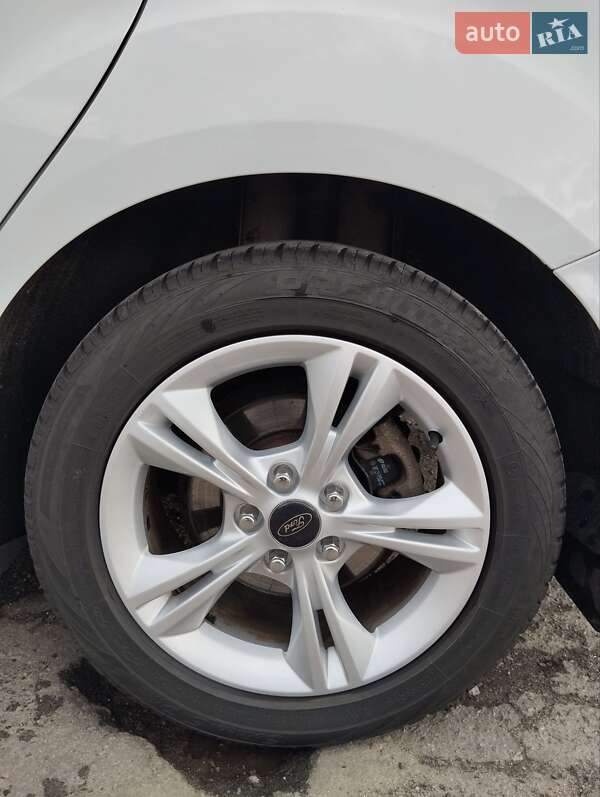 Хэтчбек Ford Focus 2013 в Ровно