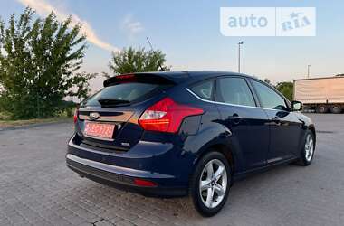 Хетчбек Ford Focus 2012 в Радивиліві