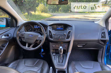 Хэтчбек Ford Focus 2015 в Киеве