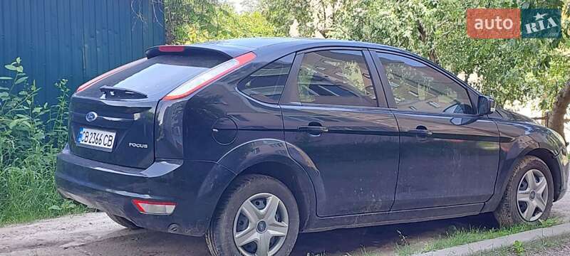 Хэтчбек Ford Focus 2008 в Чернигове