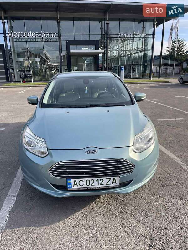 Хэтчбек Ford Focus 2012 в Луцке