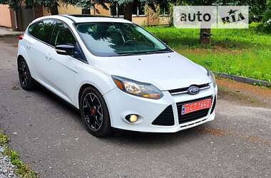 Хэтчбек Ford Focus 2012 в Дубно