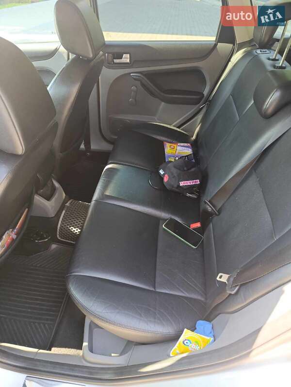 Універсал Ford Focus 2008 в Городку