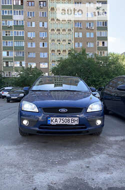 Седан Ford Focus 2006 в Киеве