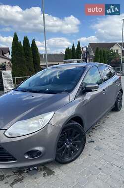 Ford Focus 2011