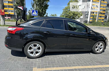 Седан Ford Focus 2014 в Вышгороде