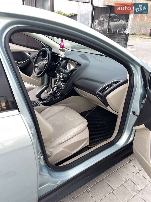 Хэтчбек Ford Focus 2013 в Ивано-Франковске