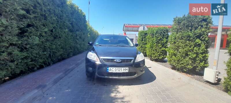 Хэтчбек Ford Focus 2008 в Киеве