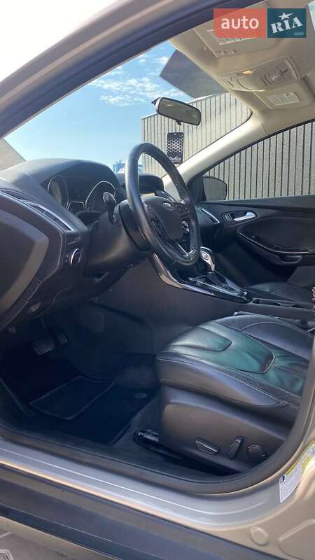 Хэтчбек Ford Focus 2015 в Кицмани