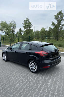 Хетчбек Ford Focus 2015 в Києві