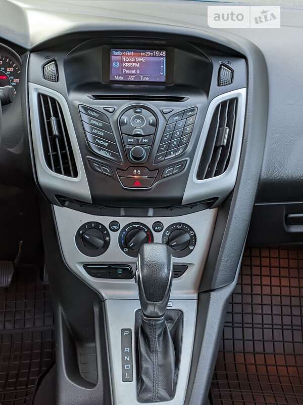 Седан Ford Focus 2013 в Киеве