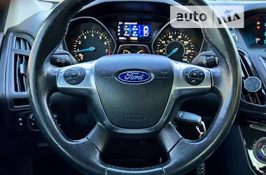 Седан Ford Focus 2012 в Киеве