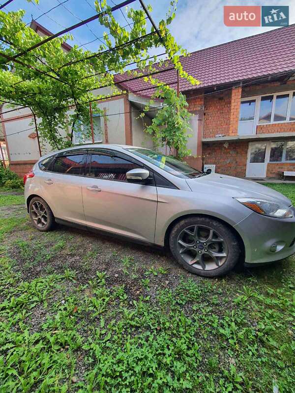 Хэтчбек Ford Focus 2013 в Харькове