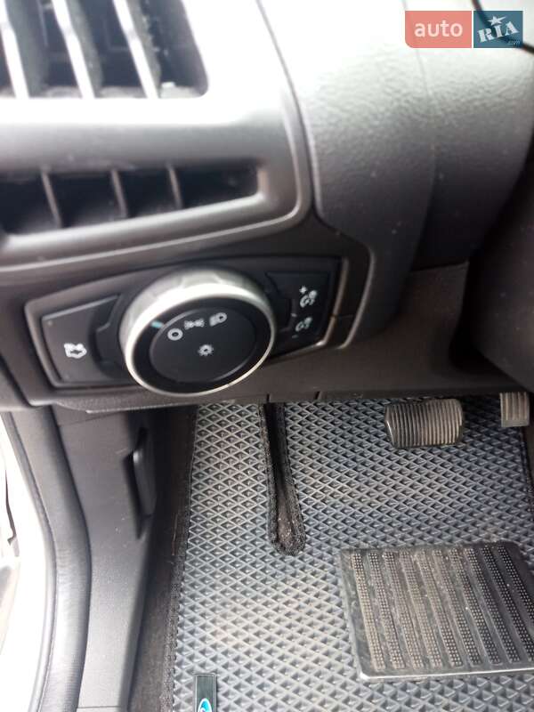 Седан Ford Focus 2015 в Полтаве