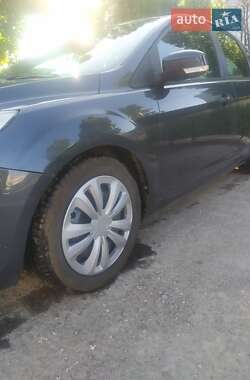 Хэтчбек Ford Focus 2010 в Тернополе