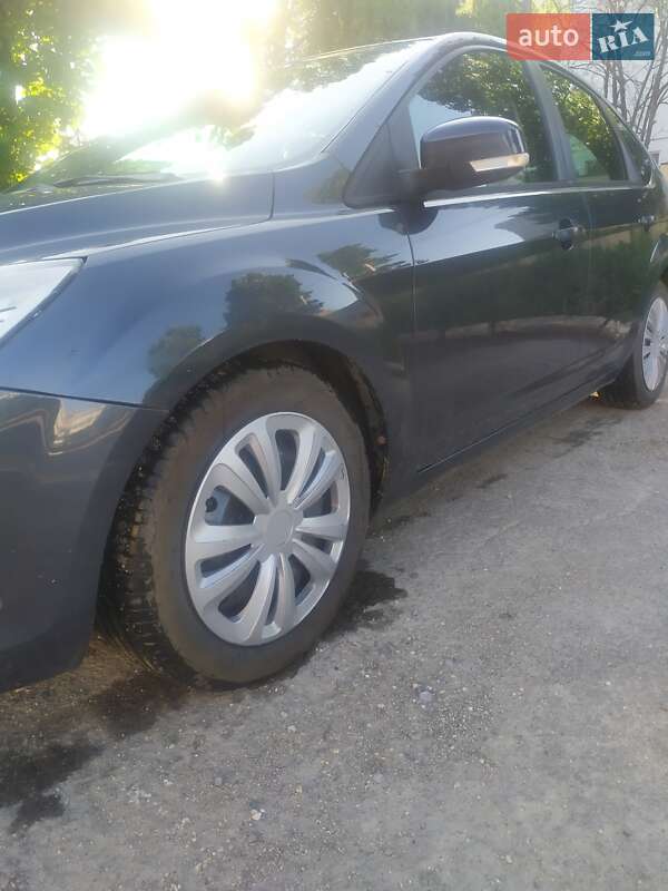 Хетчбек Ford Focus 2010 в Тернополі
