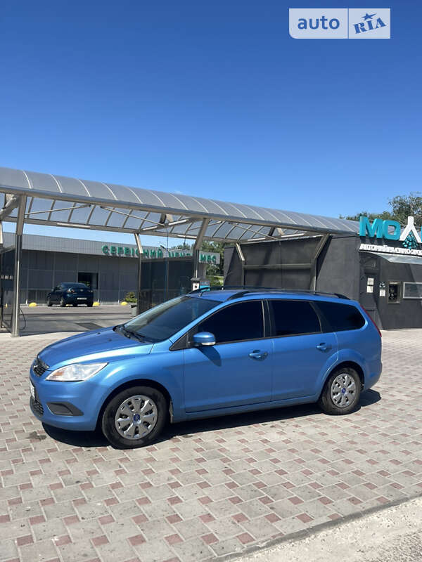 Универсал Ford Focus 2010 в Запорожье фото 8 Универсал Ford Focus 2010 в Запорожье
