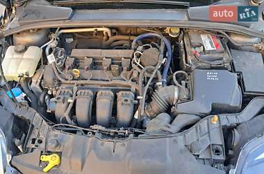 Хэтчбек Ford Focus 2014 в Чернигове