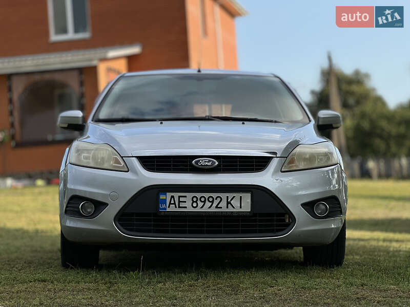 Хэтчбек Ford Focus 2010 в Киеве