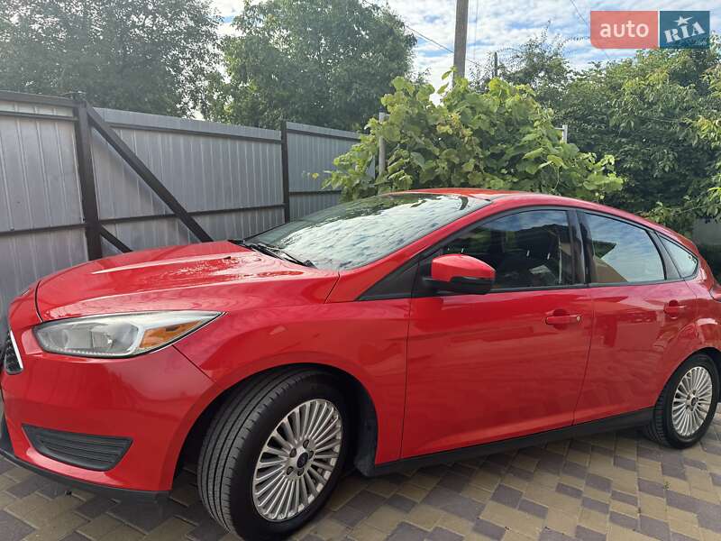 Хэтчбек Ford Focus 2016 в Ровно