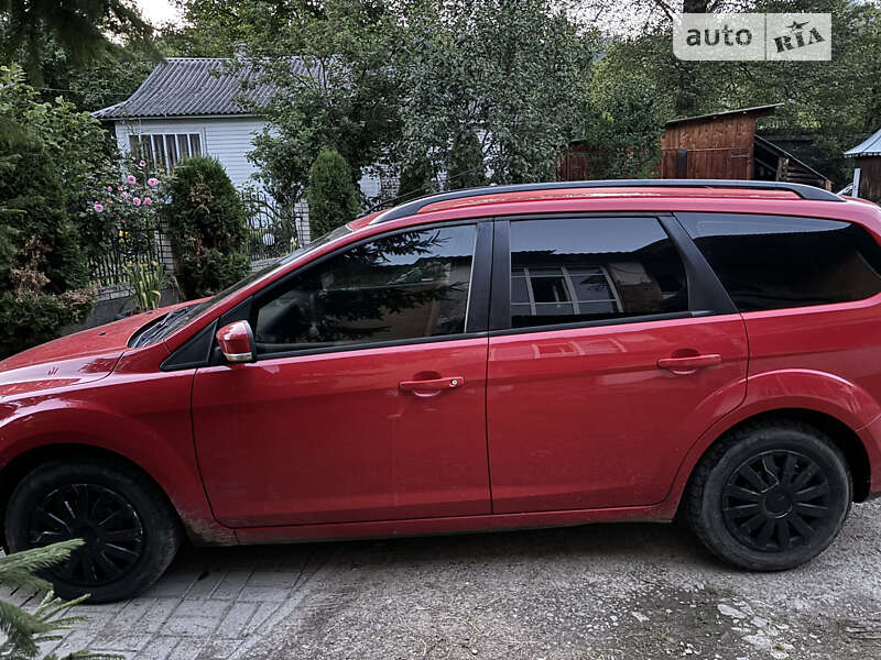 Универсал Ford Focus 2010 в Ивано-Франковске