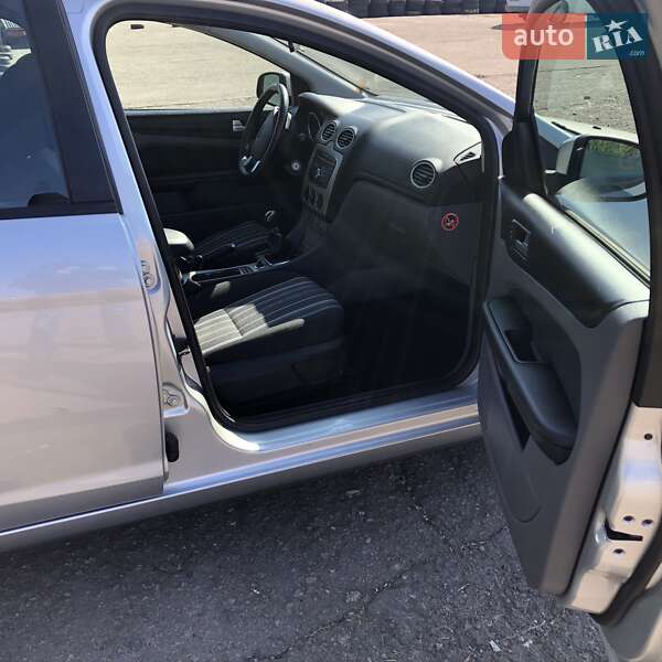 Універсал Ford Focus 2010 в Рівному