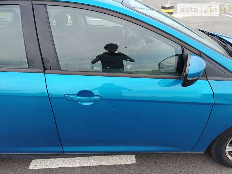 Седан Ford Focus 2015 в Львове