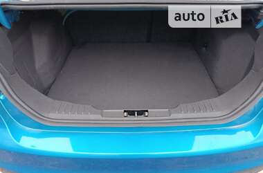 Седан Ford Focus 2015 в 