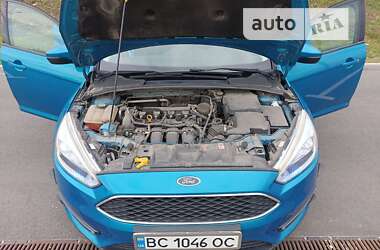 Седан Ford Focus 2015 в 