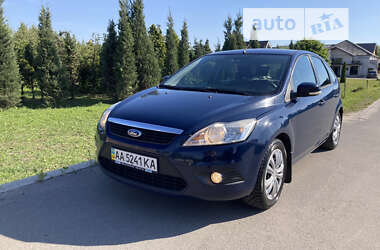 Хэтчбек Ford Focus 2010 в Киеве