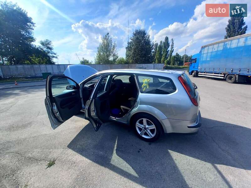 Универсал Ford Focus 2005 в Чернигове