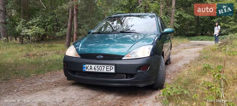 Ford Focus 2000