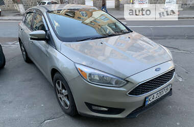 Хэтчбек Ford Focus 2014 в Киеве