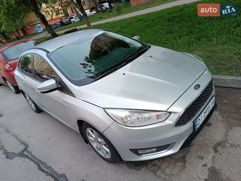 Седан Ford Focus 2015 в Львове