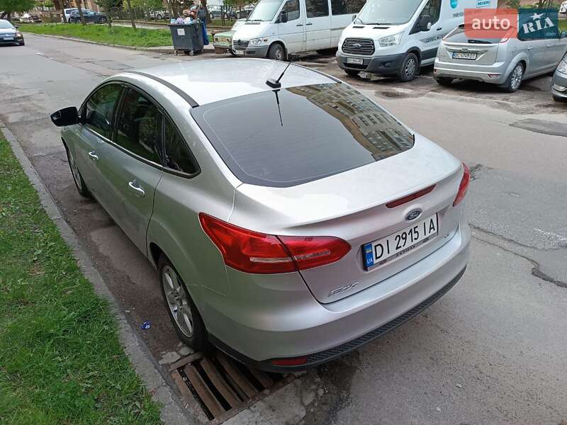 Седан Ford Focus 2015 в Львове