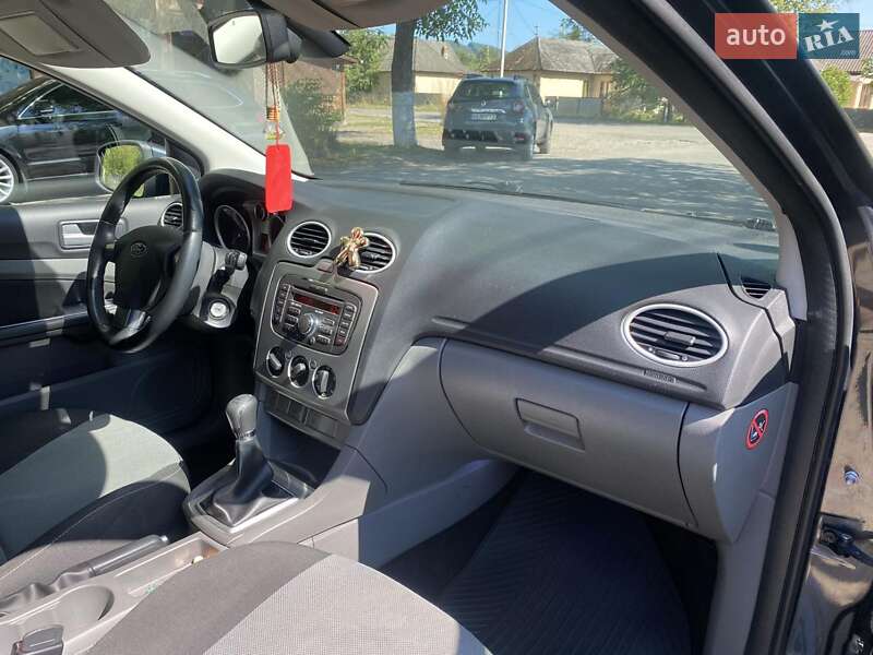 Универсал Ford Focus 2009 в Сваляве