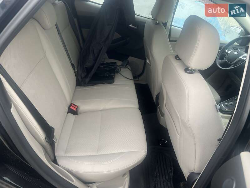 Хэтчбек Ford Focus 2016 в Киеве фото 9 Хэтчбек Ford Focus 2016 в Киеве