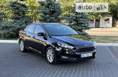 Седан Ford Focus 2015 в Дніпрі