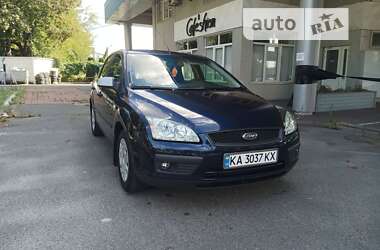 Седан Ford Focus 2006 в Киеве