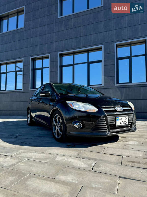 Седан Ford Focus 2014 в 