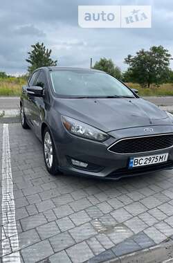 Седан Ford Focus 2015 в Львові