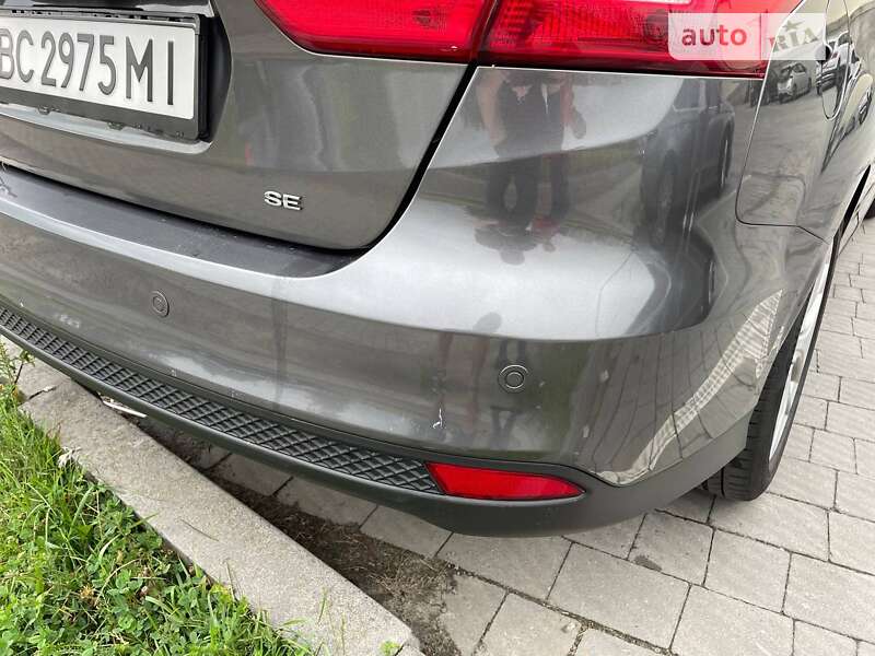 Седан Ford Focus 2015 в Львове