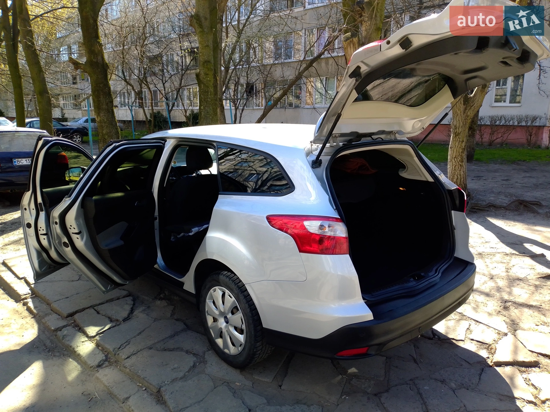 2012 Ford Focus - мініатюра 9
