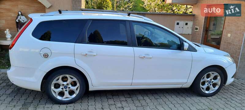 Универсал Ford Focus 2010 в Мукачево фото 4 Универсал Ford Focus 2010 в Мукачево