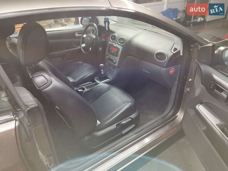 Кабриолет Ford Focus 2007 в Хмельницком
