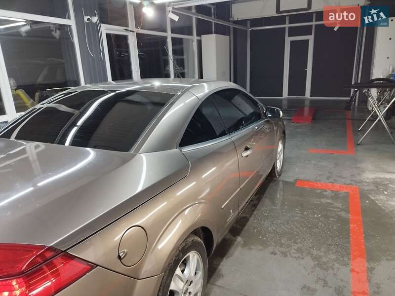 Кабриолет Ford Focus 2007 в Хмельницком