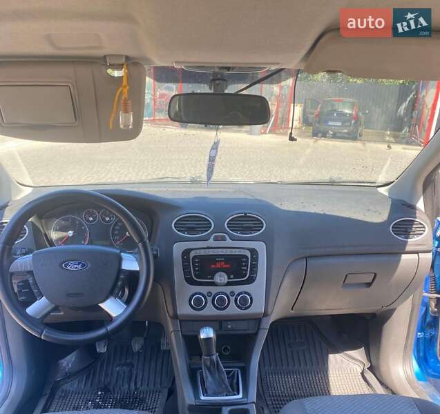 Хэтчбек Ford Focus 2006 в Днепре