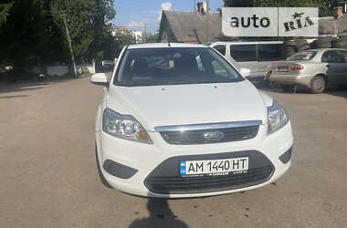 Хэтчбек Ford Focus 2010 в Житомире