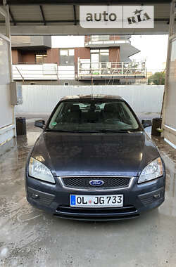 Хэтчбек Ford Focus 2006 в Киеве